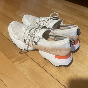 Sorel kinetic impact shoes